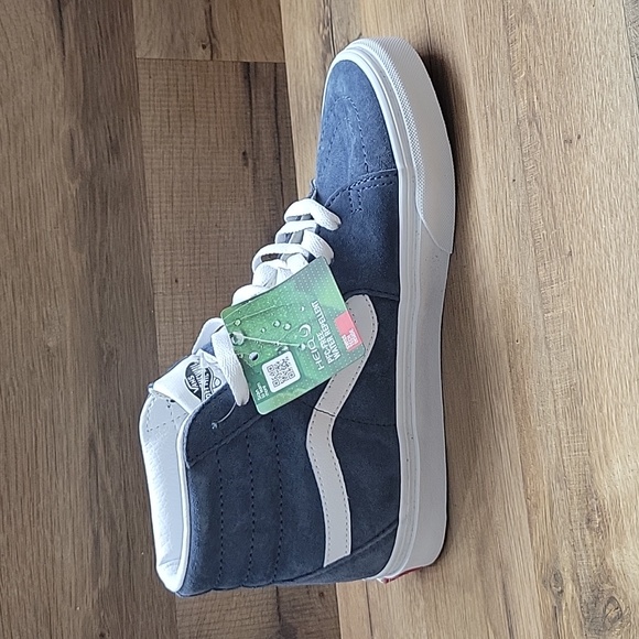 Van's SK8-Hi Brand new in the box authentic uper leather . - Picture 9 of 12